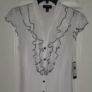 NWT- A. BYER Juniors Blouse Size Large new with tags